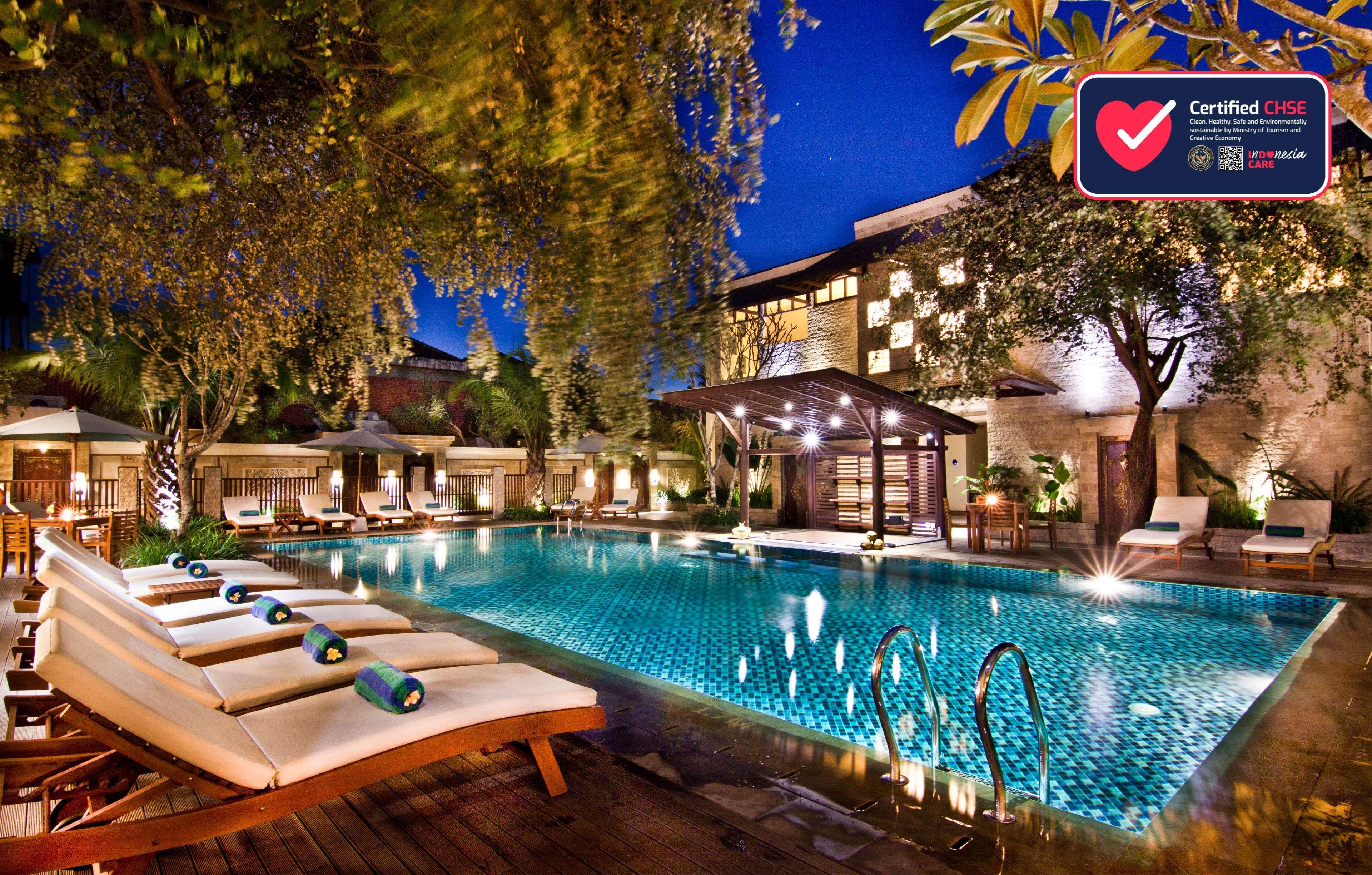 Western Kuta Hotel 4*