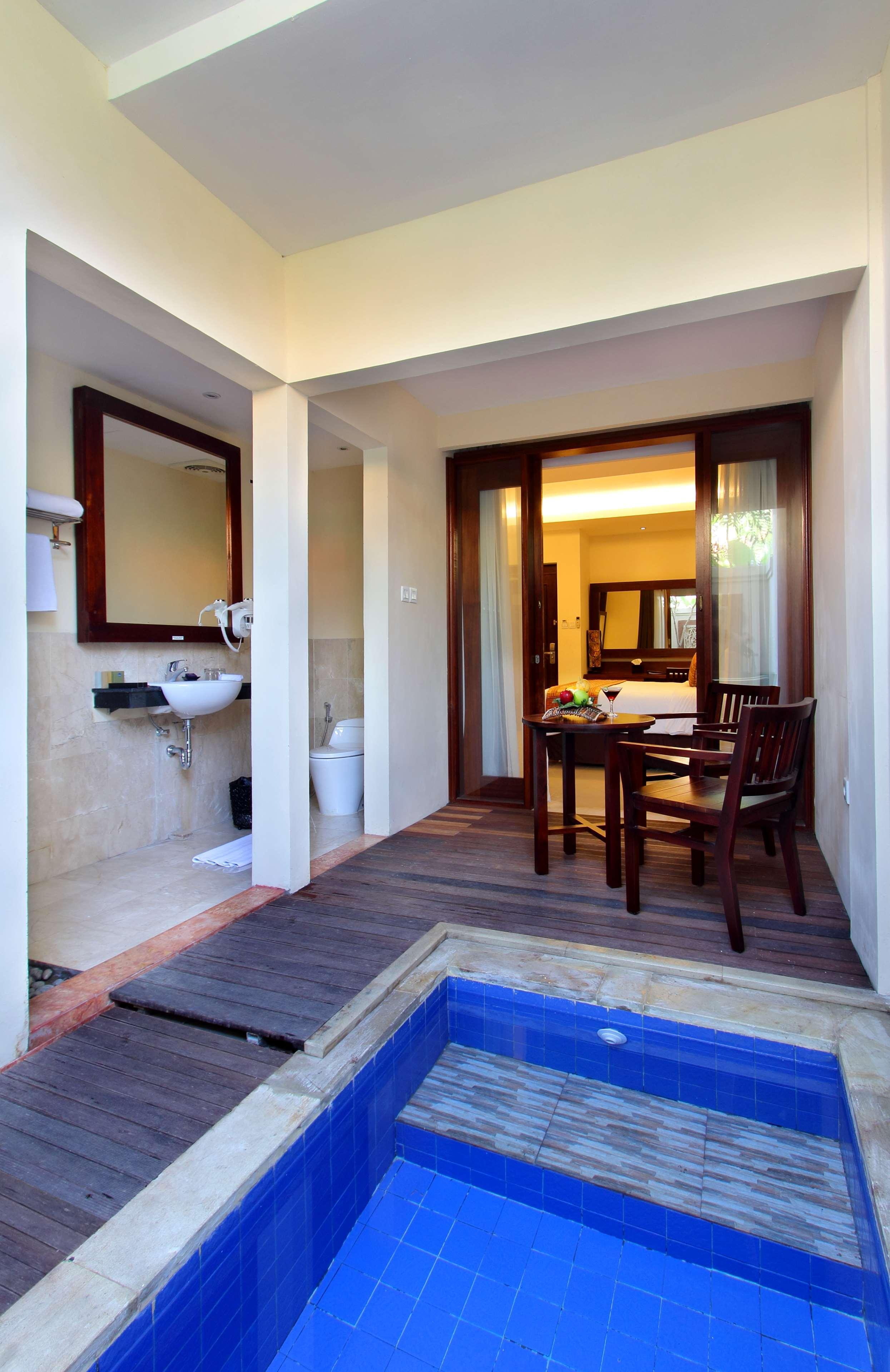 Western Kuta Hotel