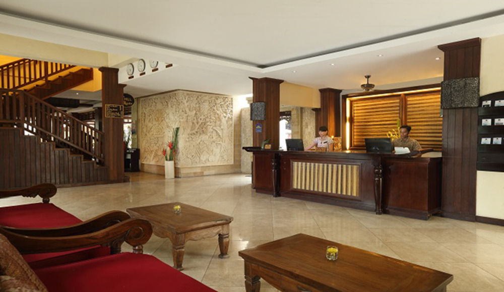 Hotel Western Kuta 4*